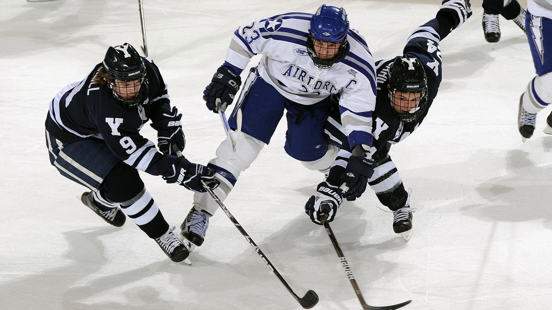 双星闪耀,雄鹿绝境重生,拉文西决封神