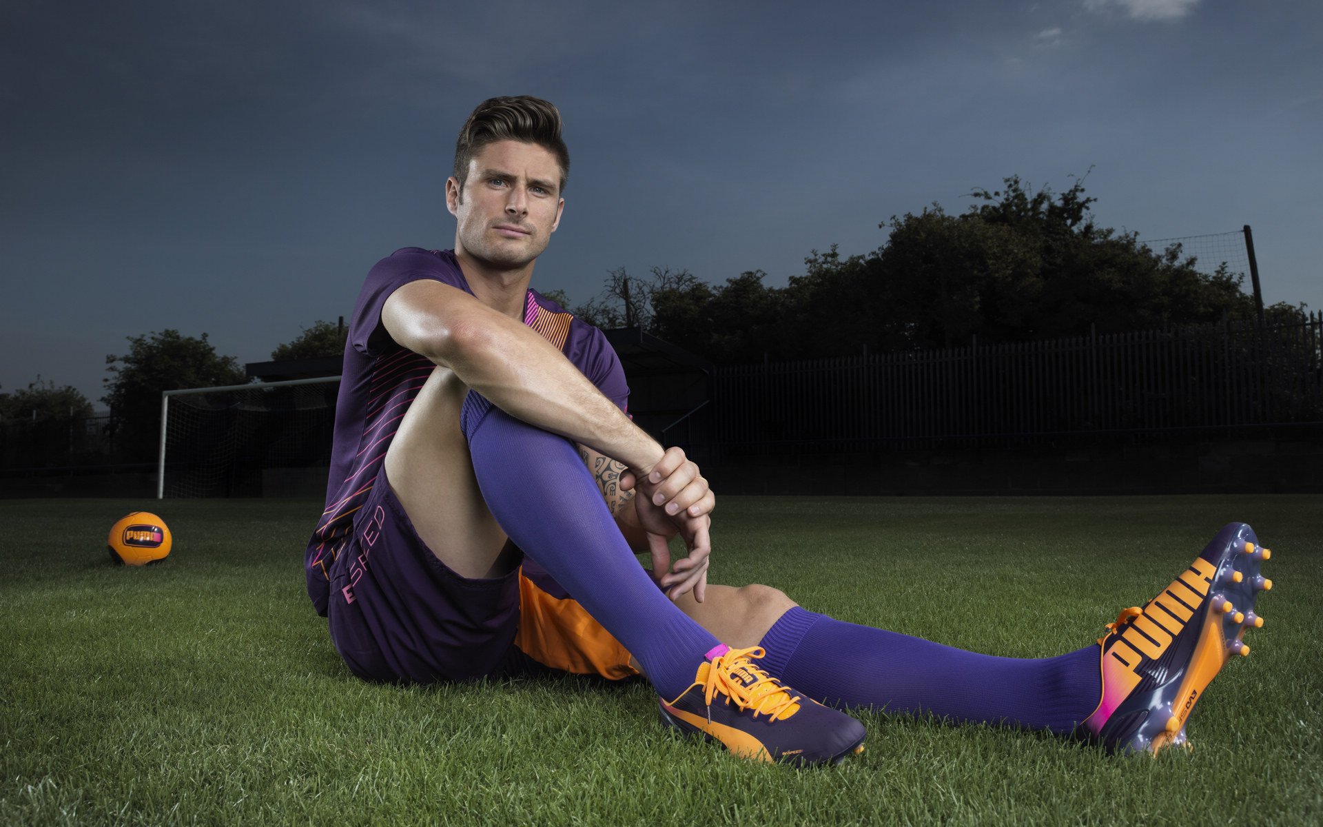 从特奥的赛道统治到日本的绿茵奇迹，当唯一性接管比赛